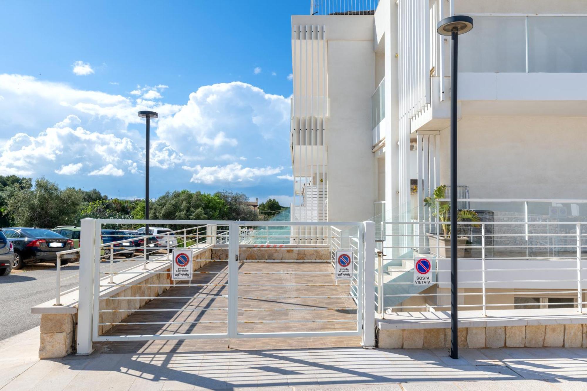 Exclusive Deluxe Apt Up To 6 People & Heated Tub Polignano a Mare Eksteriør billede