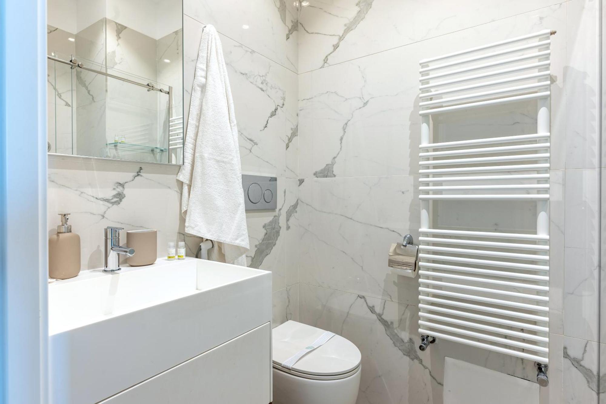 Exclusive Deluxe Apt Up To 6 People & Heated Tub Polignano a Mare Eksteriør billede